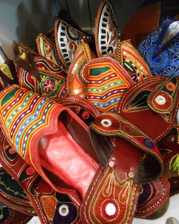 обувь  в ассортименте ( кожа, авторские работы, Индия)